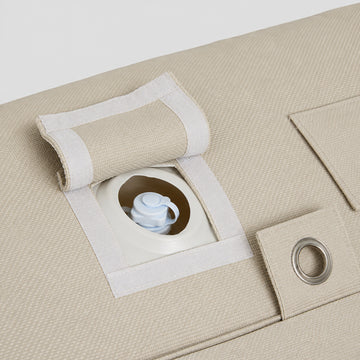 Air valve on the Poolboy Floata-Round in Cloud white.